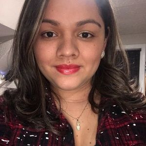 Meet your Posher, Karina